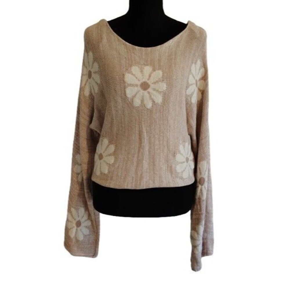 Altar'd State Beige Daisy Flower Knit Cropped Sweater Size Small 70's Retro